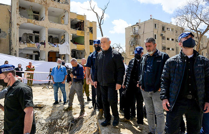 યુદ્ધ ખતમ કરવા ઇરાન અને અમેરિકાને મનાવી શકે એવો દેશ વચ્ચે પડ્યો, શું હવે મામલો થાળે પડશે? 1 - image