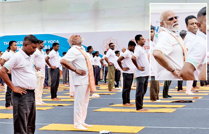 50 વર્ષે 30ની યુવાની માટે યોગ શ્રેષ્ઠ : 'યોગગુરુ' મોદી 1 - image
