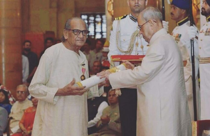 'સ્ટેચ્યુ ઑફ યુનિટીના' ડિઝાઈનર અને જાણીતા મૂર્તિકાર રામ સુતારનું 100 વર્ષની વયે નિધન 1 - image