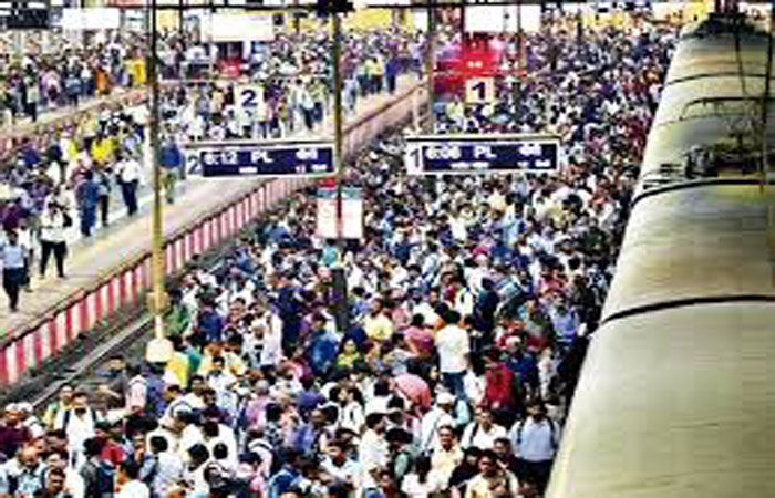 સીએસટી, કુર્લા, પ્રભાદેવી પર ક્રાઉડ મેનેજમેન્ટ માટે સર્વે હાથ ધરાશે 1 - image