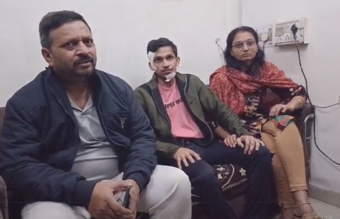 બગોદરા-તારાપુર હાઇવે પર દંપતી સાથે લૂંટનો ભેદ ઉકેલાયો, 2 લૂંટારૂની ધરપકડ, કાર સહિતનો મુદ્દામાલ રિકવર 2 - image