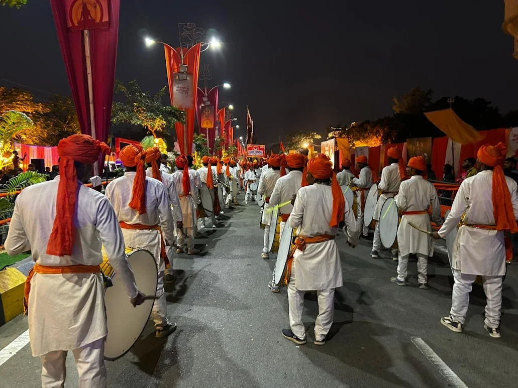 સોમનાથમાં પહેલીવાર નીકળી નાગા સાધુઓની રવાડી, શૌર્યયાત્રામાં પીએમ મોદી આપશે હાજરી 3 - image