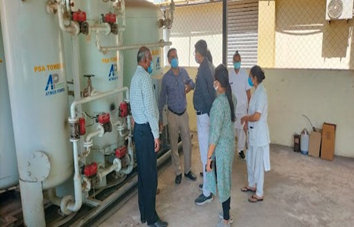 જામનગરની સરકારી જી.જી.હોસ્પિટલમાં કોરોનાની લહેરને પહોંચી વળવા 125 કોવિડ બેડ અને 80 વેન્ટિલેટર્સ તૈયાર 2 - image