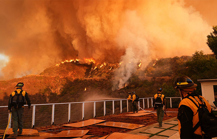 કેલિફોર્નિયાનો દાવાનળ અમેરિકાના ઇતિહાસમાં સૌથી વધુ વિનાશક, સૌથી વધુ મોંઘો બની રહેશે 1 - image