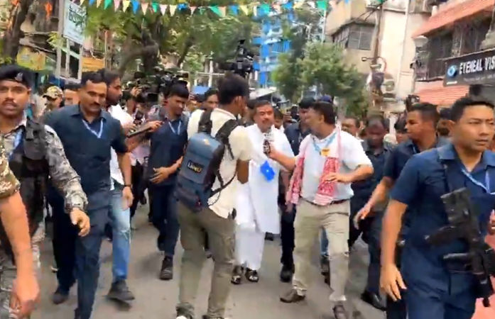 બંગાળમાં જેનો ડર હતો એ જ થયું! બીજા તબક્કામાં મતદાન લોહિયાળ, ઠેર ઠેર હિંસા