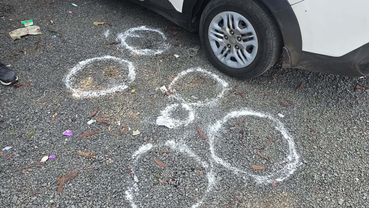 One injured, 4 held after cross-firing between Gujarat SMC and accused in Bilimora