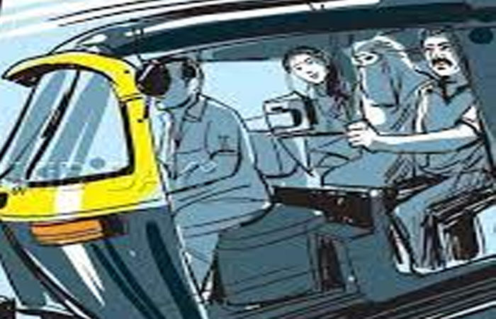 રિક્ષામાં બેસાડી ચાકુ બતાવી લૂંટી લેતા લૂંટરુને મુદ્દામાલ સાથે પકડયા 1 - image