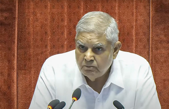 કાફલામાં વૈભવી કાર, ઓફિસમાં PM મોદી સાથે ફોટો.... શું ધનખડે આવી માગણીઓ કરી હતી? 1 - image