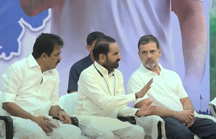 Only Congress can beat BJP RSS says Rahul Gandhi in Modasa