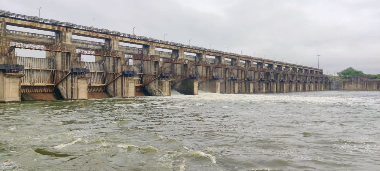 રાજ્યના 221 તાલુકામાં મેઘરાજા મન મૂકીને વરસ્યા, આગામી 48 કલાક ભારે વરસાદની આગાહી 4 - image