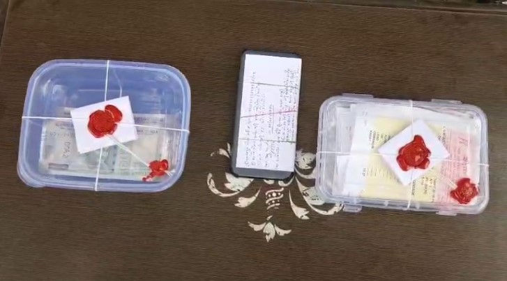 અમદાવાદમાં ધોળા દિવસે ચોરી કરતો આરોપી ઝડપાયોઃ 9 લાખના મુદ્દામાલ સાથે પોલીસે કરી ધરપકડ 2 - image