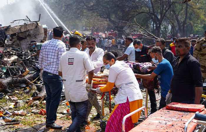 Ahmedabad Plane Crash: ‘મમ્મી ઓફિસ ગઈ?’ માસુમ આંશીના આ સવાલનો પરિવાર પાસે જવાબ નથી! 1 - image