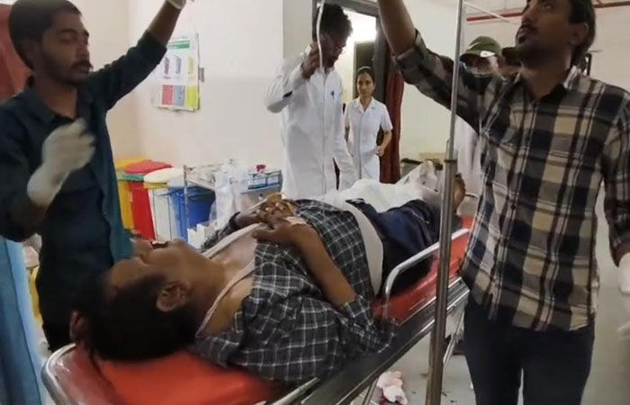 લીંબડી ડેપોમાં મુસાફરના પગ પર બસ ફરી વળતા કચ્ચરઘાણ નીકળ્યો 1 - image