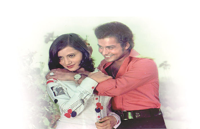 કઇ દિન સે મુઝે કોઇ સપને મેં આવાઝ દેતા થા... 1 - image