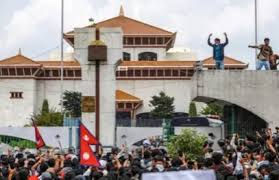 નેપાળમાંથી ફરાર આરોપીઓને ઝડપી લેવાના કેસમાં ક્રાઇમબ્રાંચને સન્માન 2 - image