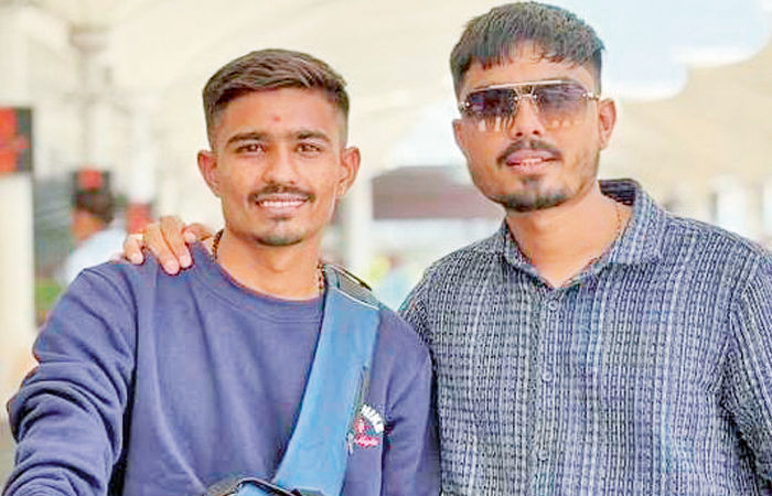અમદાવાદ પ્લેન ક્રેશ: દુર્ઘટનામાં ચરોતરના 50 લોકોના મોત, અનેક પરિવારના દીપ ઓલવાયા 6 - image