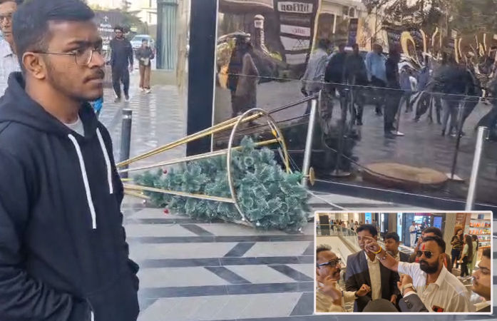 Protest over Christmas display at Palladium Mall in Ahmedabad 