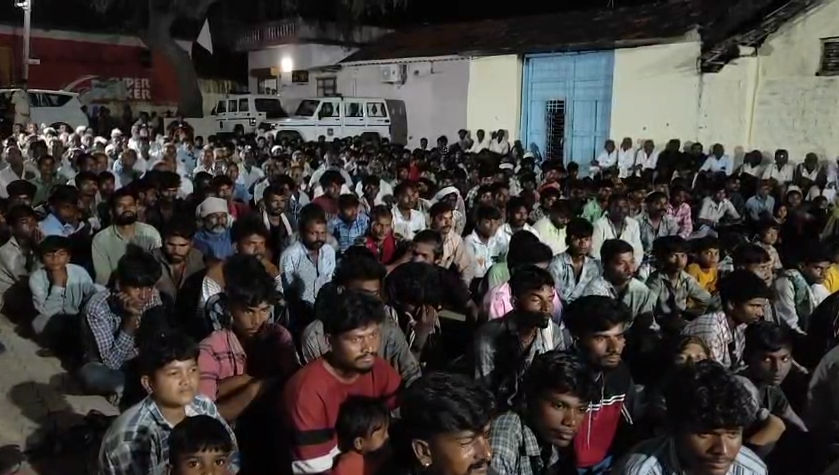 અમરેલીના જીરા ગામની મહિલા સરપંચની અનોખી પહેલ, ક્રાઇમ ઘટાડવા શરૂ કર્યો સુરક્ષાનો નવો અધ્યાય 3 - image