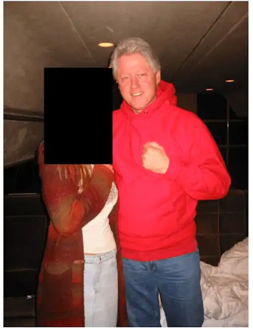 એપસ્ટિન ફાઈલ્સ: અત્યાર સુધી 3 લાખ દસ્તાવેજ જાહેર, કોનું-કોનું નામ આવ્યું? જુઓ લિસ્ટ 10 - image