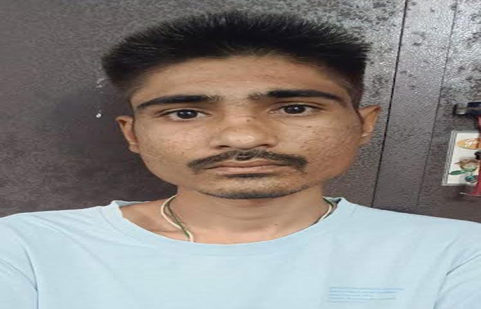 ધ્રાંગધ્રાના કારદાર શેરીમાં જુગાર રમાડતો શખ્સ ઝડપાયો 1 - image