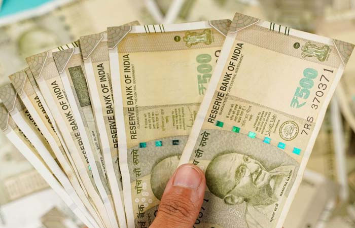 પ્રધાનમંત્રી આવાસ યોજનાના મકાન અપાવવાનું કહ્યું 8.35 લાખની છેતરપિંડી 1 - image