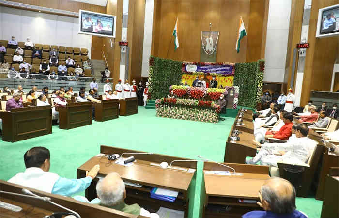 ઈતિહાસમાં પ્રથમ વખત ગુજરાત વિધાનસભામાં રાષ્ટ્રપતિનું સંબોધન 2 - image