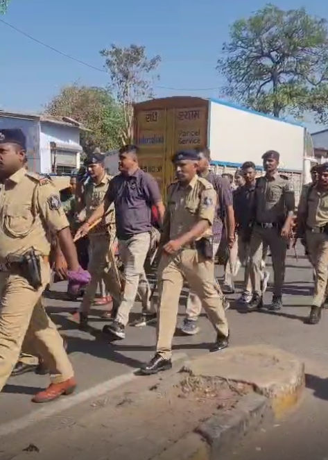 અમદાવાદમાં રંગેચંગે નીકળી રામ નવમીની શોભાયાત્રા, સાંસ્કૃતિક ઝાંખી, કરતબો અને ટેબ્લો આકર્ષણનું કેન્દ્ર 9 - image