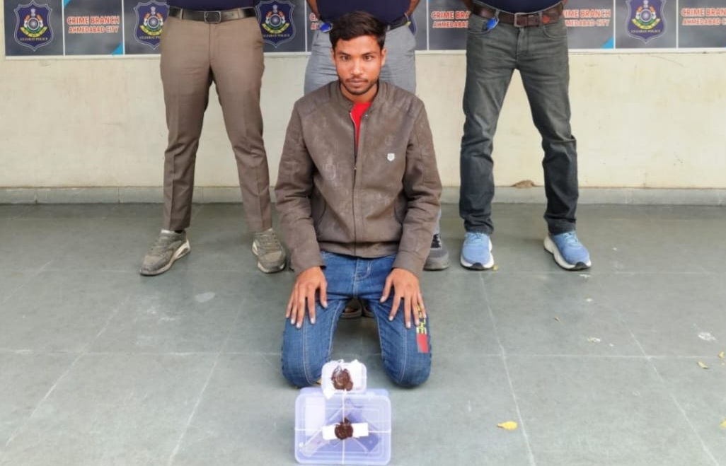Crime Branch arrests 22-year-old with pistol, cartridges in Ahmedabad