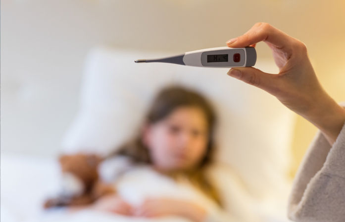 સતત 48 કલાકથી તાવ આવતો હોય તો સાવધાન! ઝડપથી ફેલાઈ રહ્યો છે આ ખતરનાક વાયરસ 1 - image