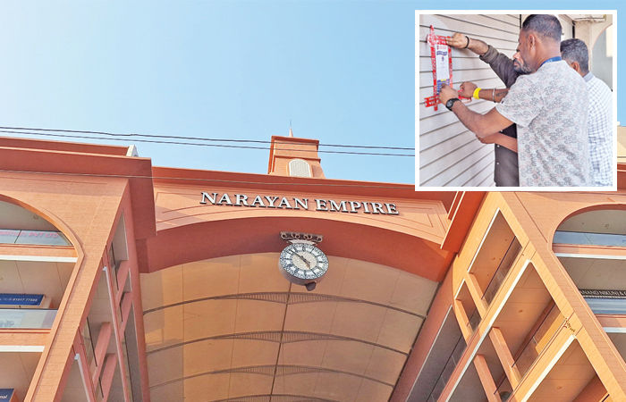 આણંદ-વિદ્યાનગર રોડ પર આવેલા 'નારાયણ એમ્પાયર'માં વેરો ન ભરનાર 3 દુકાનો સીલ 1 - image