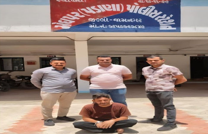 જામનગર જિલ્લાના પડાણા નજીકથી ડ્રગ્સ કેસમાં સંડોવાયેલો આરોપી ઝડપાયો 1 - image