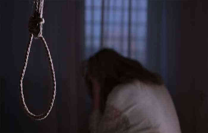 પીયર જવાની સાસરીયાએ ના પાડતા પરિણીતાનો આપઘાત 1 - image