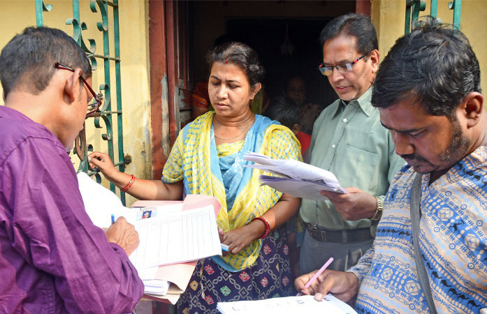 SIRના ફોર્મની ડિજિટાઈઝેશનની જવાબદારી પણ BLO ના માથે, હજુ 44% જ કામ પૂર્ણ થયું 1 - image