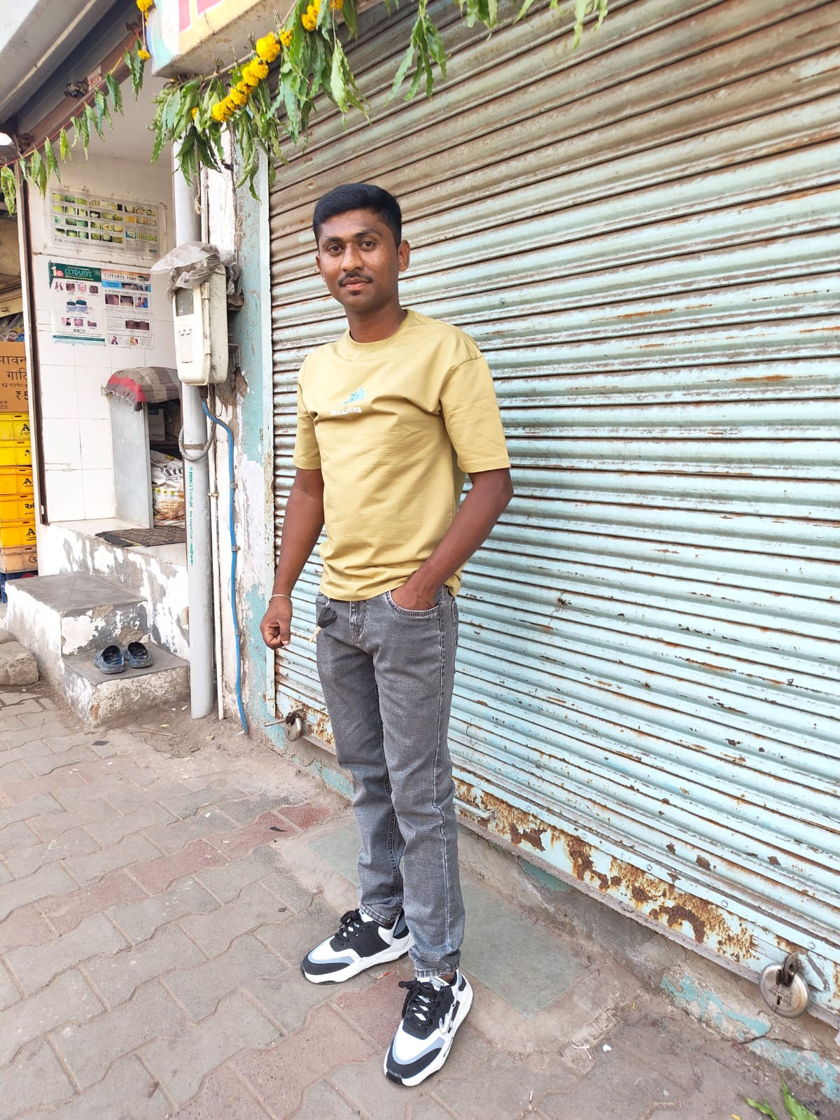 અમદાવાદમાં ખૂની ખેલ ખેલાયો, કાંકરિયા ફૂટબોલ ગ્રાઉન્ડ નજીક લાકડી-છરાના ઘા ઝીંકી યુવાનની હત્યા 2 - image