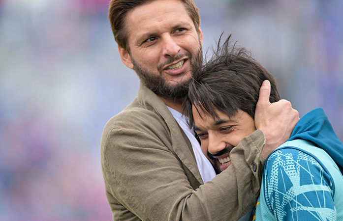 VIDEO: અંદરોઅંદર બાખડ્યાં પાકિસ્તાની ક્રિકેટર્સ, હવે શાહિદ આફરીદી શાદાબ પર થયો લાલઘૂમ 1 - image