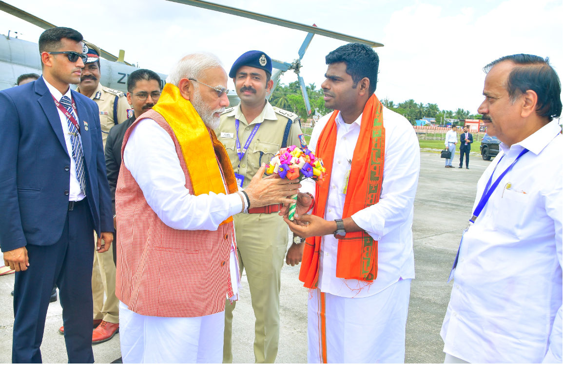 ભાજપના 'સિંઘમ' સાઈડલાઈન: તમિલનાડુમાં અન્નામલાઈને ટિકિટ નહીં, આંતરિક ડખો કે વ્યૂહનીતિ? 2 - image