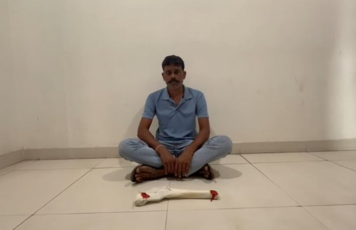 છોટા ઉદેપુર: રોડધા ગામેથી દેશી તમંચા સાથે એક શખસની ધરપકડ, ગેરકાયદે હથિયાર પાછળ મધ્ય પ્રદેશનું કનેક્શન 1 - image