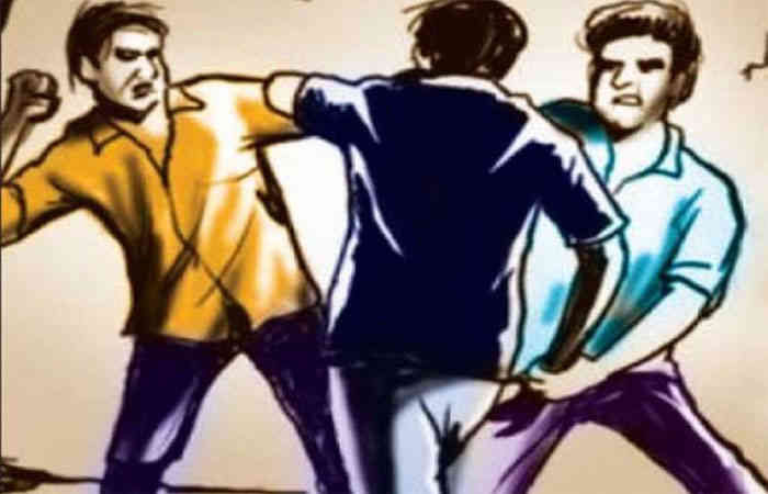 આણંદમાં ઝઘડાની અદાવતમાં એક શખ્સ પર હુમલો કરાયો 1 - image