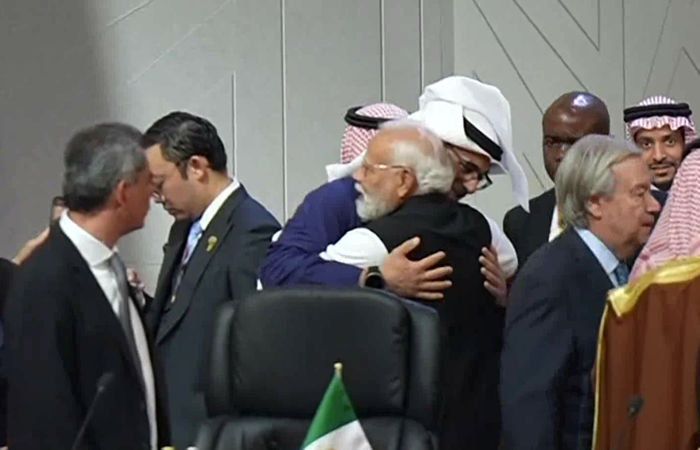 G20માં PM મોદીનું ગ્લોબલ લીડર્સ સાથે ખાસ બોન્ડિંગ, મેલોની અને બ્રાઝીલના રાષ્ટ્રપ્રમુખ સહિતના દિગ્ગજોને મળ્યા, જુઓ તસવીરો 3 - image