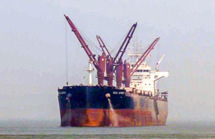 હોર્મુઝ સ્ટ્રેટ વિવાદ: ક્રૂડ ઓઈલ 100 ડોલરને પાર, મંદી-મોંઘવારીનો ખતરો; ખાતરની ચિંતા પણ વધી 1 - image