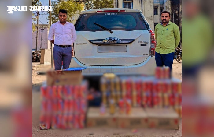 VIDEO | છોટા ઉદેપુર: પાવી જેતપુરમાં બેરિકેડ તોડી દારૂ ભરેલી કાર ભગાડનારો બુટલેગર આખરે ઝડપાયો, જુઓ CCTV 2 - image