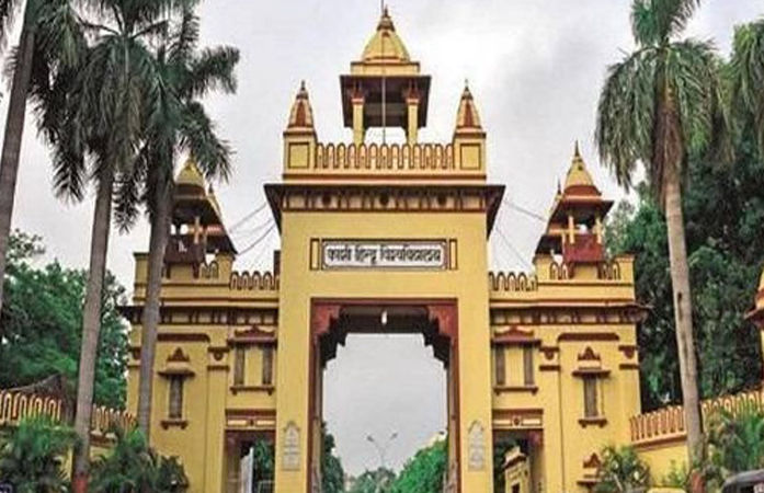BHU માં ‘બ્રાહ્મણ વિરોધી’ પ્રશ્ન, શંકરાચાર્યે પણ વાંધો ઉઠાવ્યો