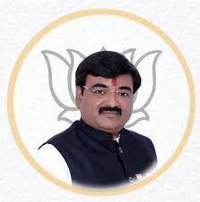 3કરોડની ઠગાઇના કેસમાં હરણીની સિધ્ધેશ્વર પ્રાઇમ પ્લસના બિલ્ડરોનો કોઇ પત્તો નથી 1 - image