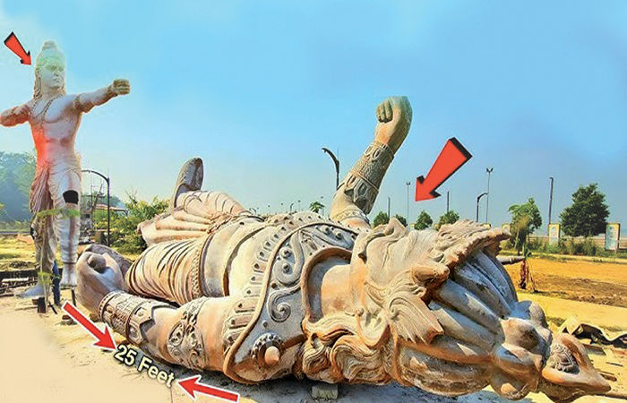 રામાયણ પાર્કમાં રાવણની પ્રતિમા                        . 1 - image