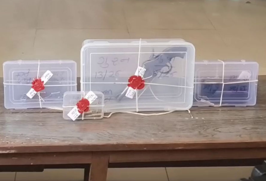 અમદાવાદમાં હત્યાનું ષડયંત્ર નિષ્ફળ, જૂની અદાવતનો બદલો લેવા નીકળેલા બે રીઢા ગુનેગારો હથિયારો સાથે ઝડપાયા 3 - image