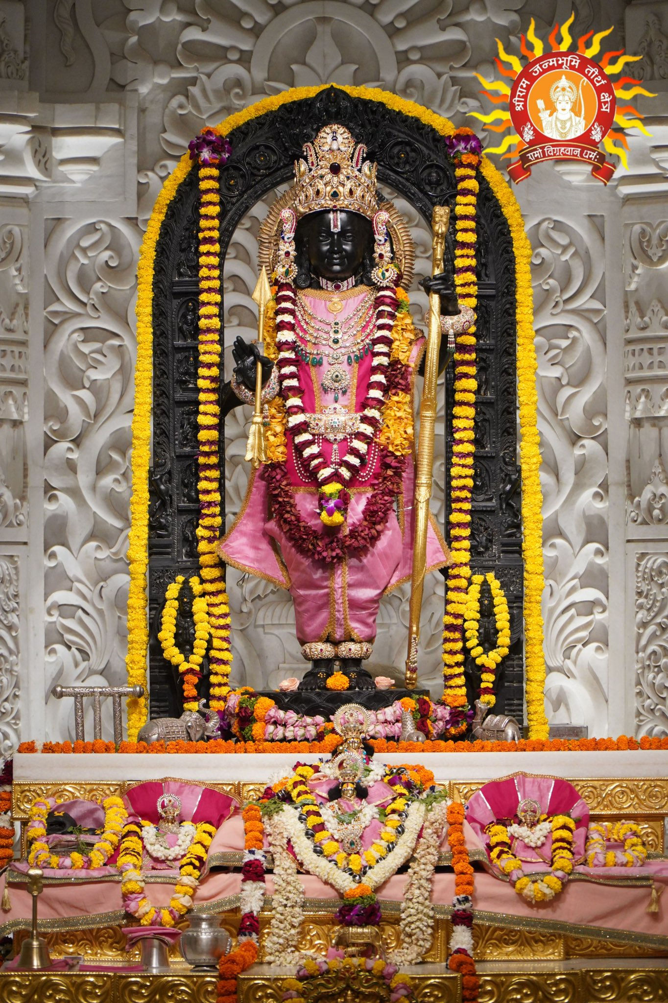 અયોધ્યા રામ મંદિર પર લહેરાશે અમદાવાદમાં તૈયાર થયેલો 22 ફૂટ લાંબો 'ધર્મ ધ્વજ', ધ્વજારોહણ માટે સેનાની મદદ લેવાશે 3 - image