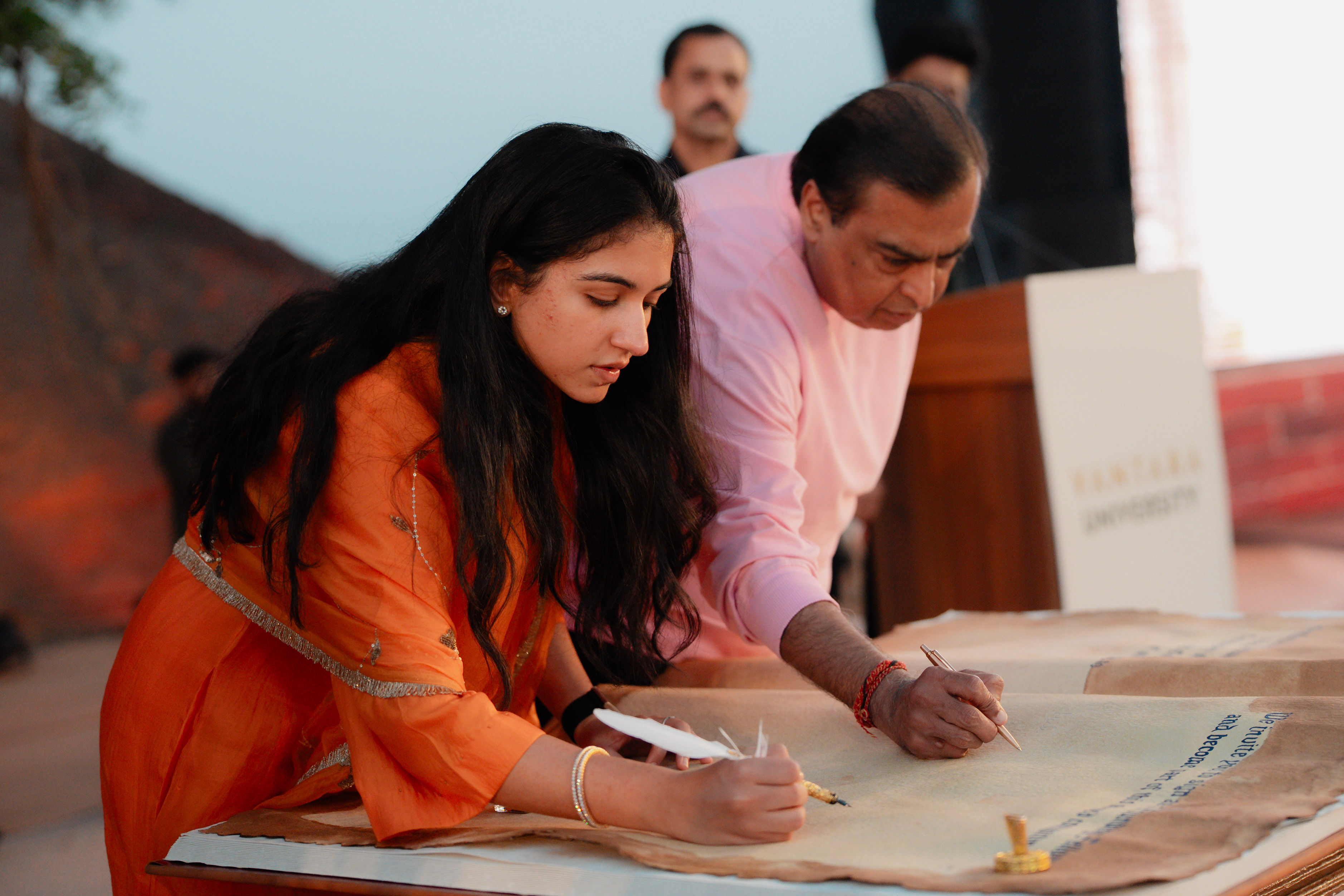 જામનગરમાં અનંત અંબાણીએ વન્યજીવ અને પશુચિકિત્સા વિજ્ઞાન માટે વિશ્વની પ્રથમ 'વનતારા યુનિવર્સિટી' લોન્ચ કરી 4 - image