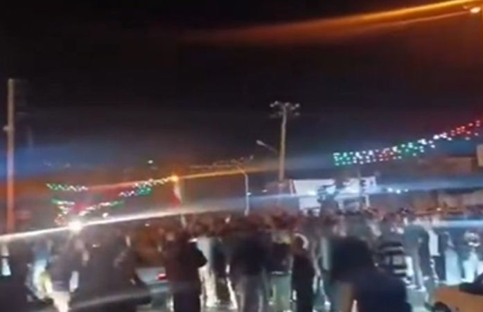 આયતુલ્લાહ ખામેનેઈના મોતથી ઈરાનમાં માતમ તો દુનિયાના અનેક દેશોમાં ઉજવણીનો માહોલ 1 - image