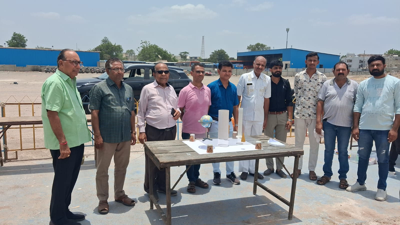 જામનગરમાં આજે પડછાયો થયો ગાયબ! અદ્ભુત ખગોળીય ઘટનાની જમીન પર જોવા મળી અસર 3 - image