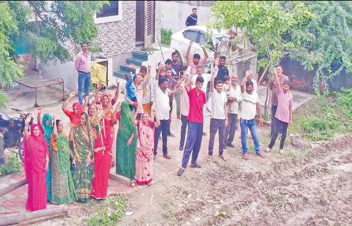 તારાપુરના ગોરાડમાં ખાનગી કંપનીના મોબાઈલ ટાવર નાખવા સામે વિરોધ 1 - image